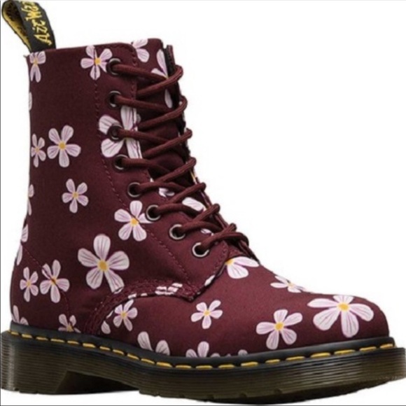 Dr. Martens | Page 8 Eye Meadow Cherry Boots Sz 5 - Picture 3 of 13